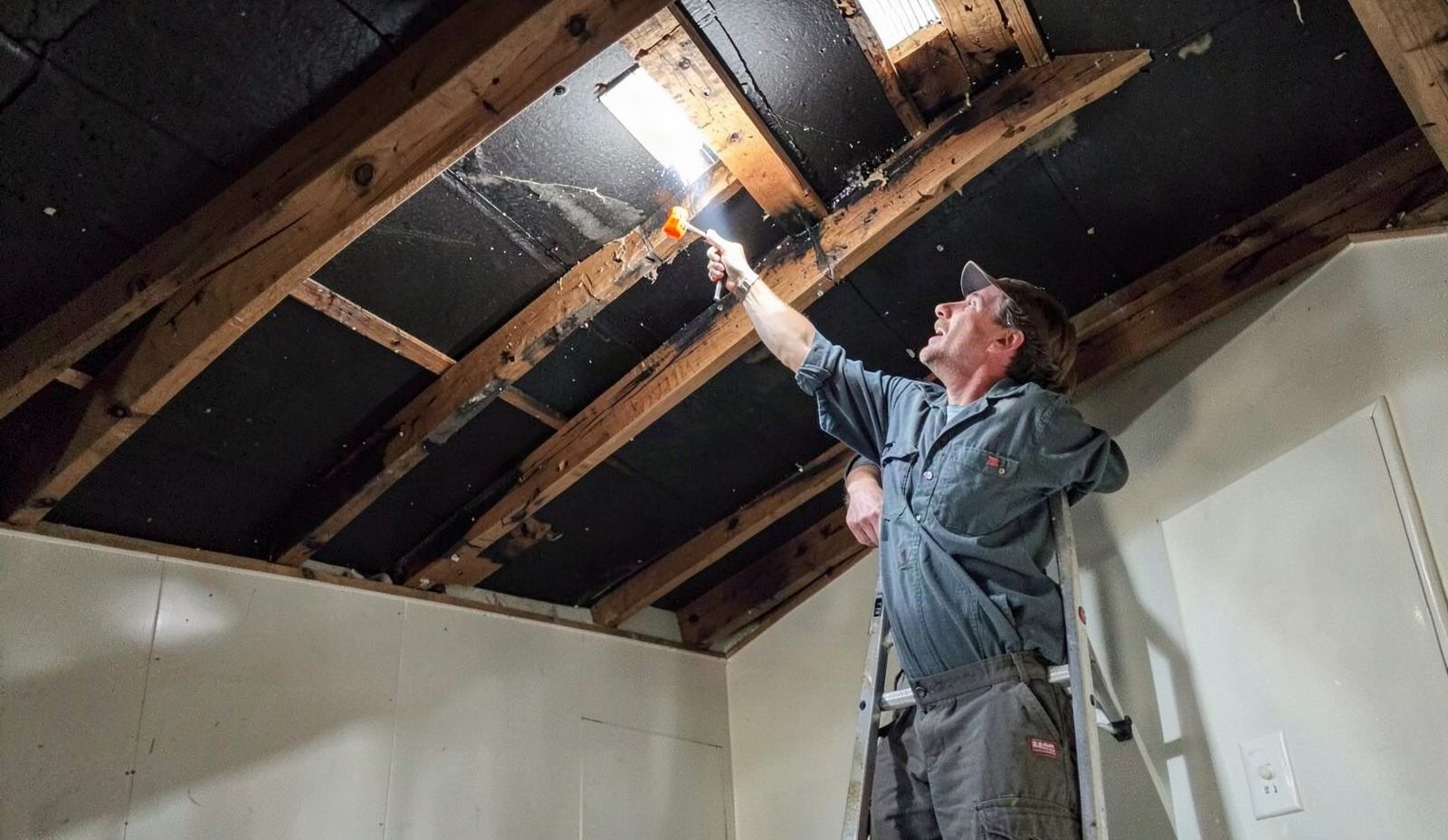 Water Stains on Ceiling or Walls in Fort Worth TX 76106