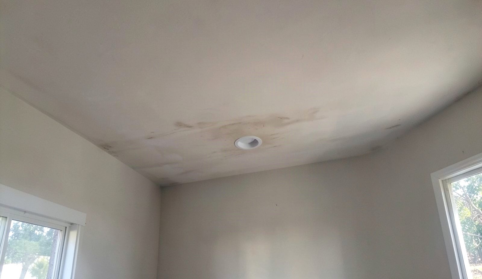 Water Stains on Ceiling or Walls in Fort Worth TX 76106